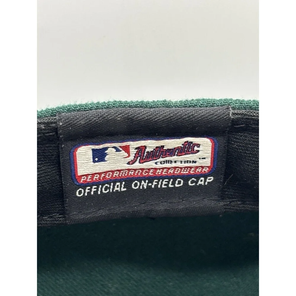 New Era 59FIFTY Oakland Athletics MLB On-Field Fitted Hat 7 3/8 Green Yellow